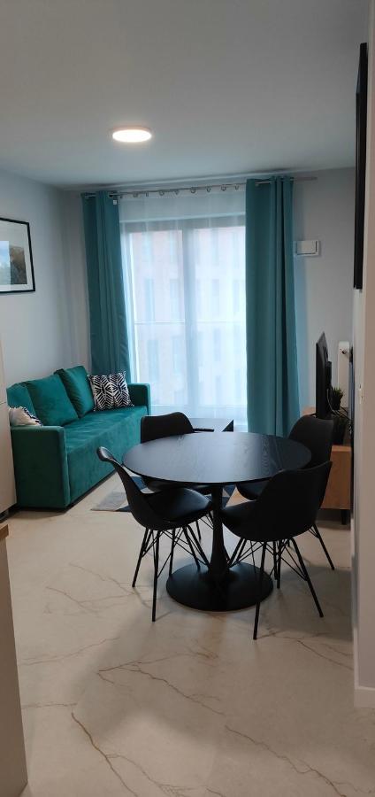 ワルシャワPraga Apartamentアパートメント エクステリア 写真